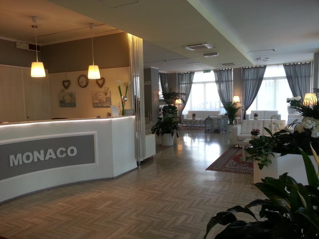 Hotel Monaco - Parcheggio Incluso Min 2 Gg Milano Marittima Exteriör bild